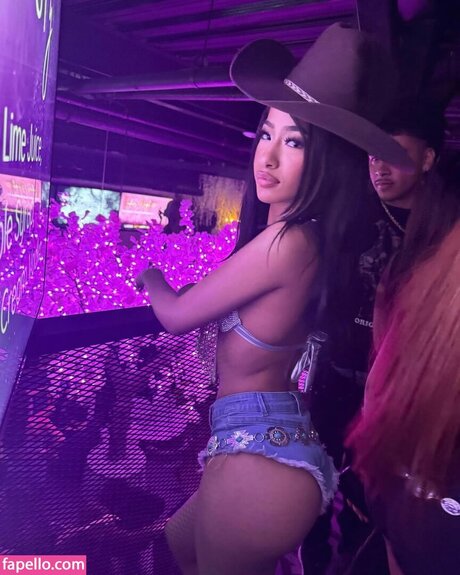 Aya Tanjali model best gallery