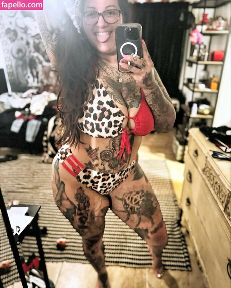 jimi22red model art gallery