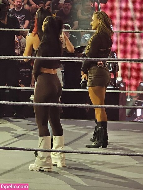 Fallon Henley high quality pornstar pictures