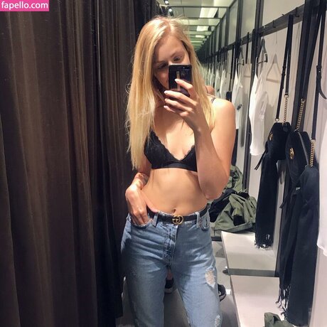 Marie Watson pornstar hd img