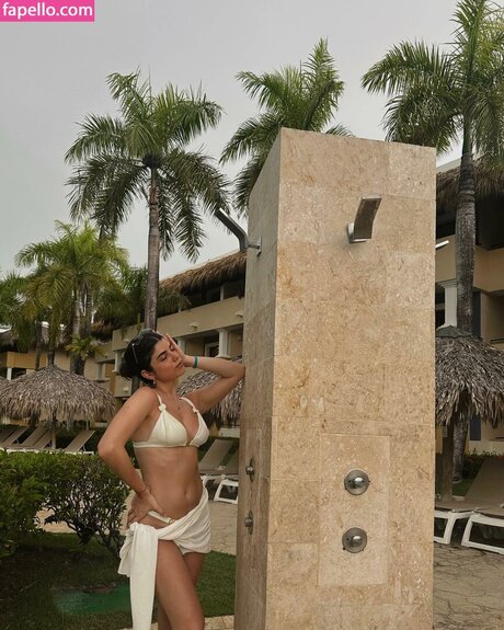 Celepamio model adult pics