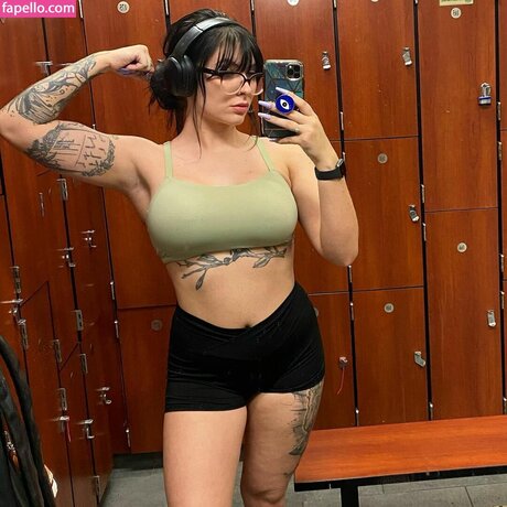 Juliakins model hd pictures