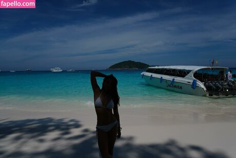 joss lotha model pretty pic