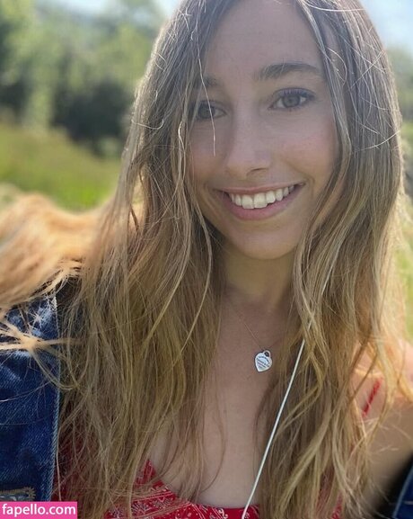 Chlo Matt erotic pornstar pics