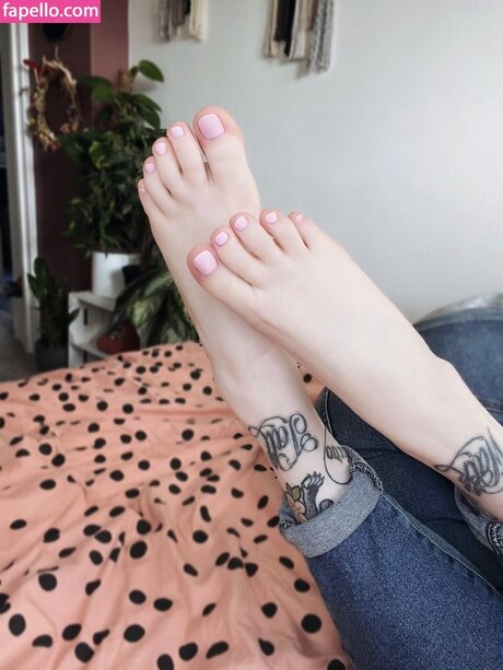 faefeet127 nudes actress pics