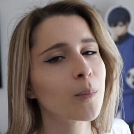 Voghelita model naked pictures