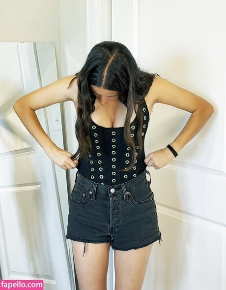 Amelia Harma free star image