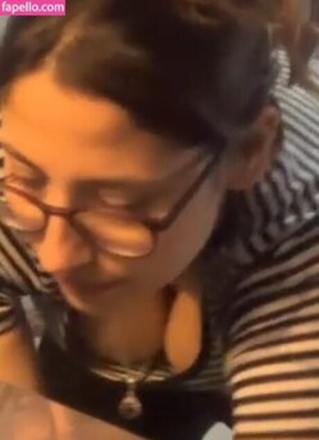 Kybeleniz model adult picture