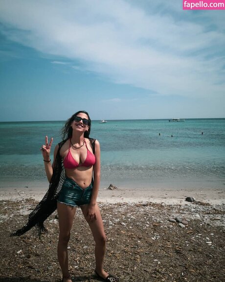 Kybeleniz pornstar naked photos