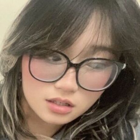 Yuuphobic exclusive actress photo