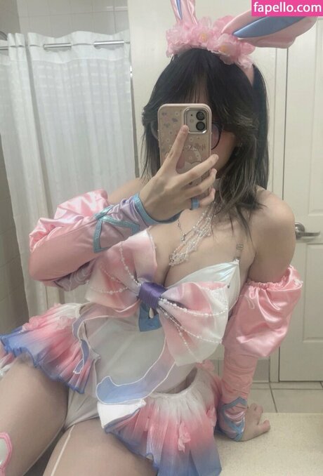 Yuuphobic hot star pic