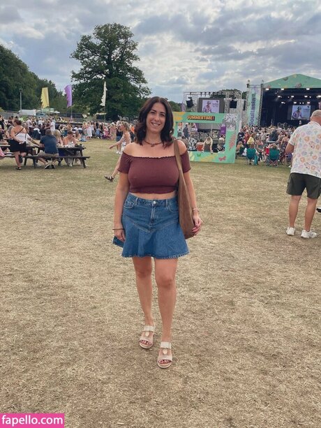 Kate Harrison star pornographic photos