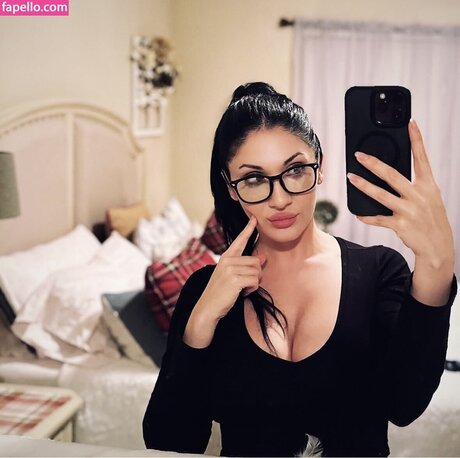 slanofflames art actress galleries