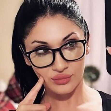 slanofflames erotic pornstar picture