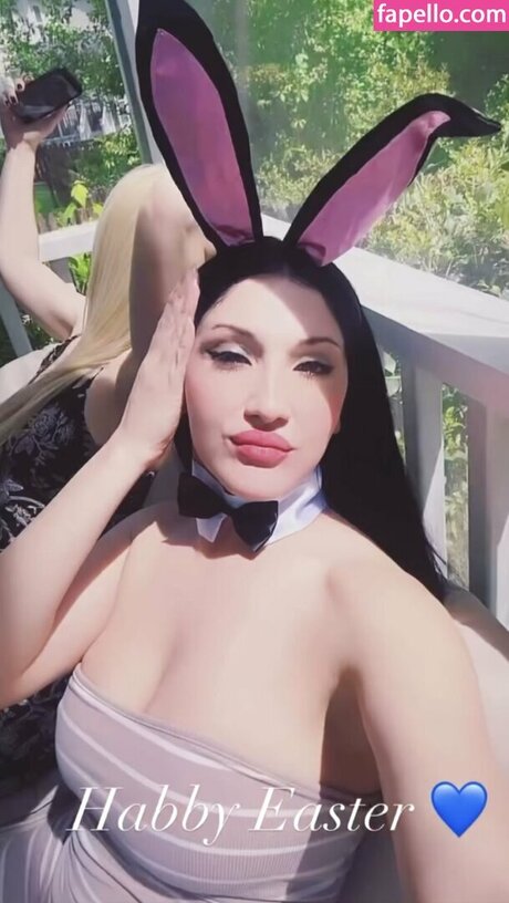 slanofflames sexy pornstar image