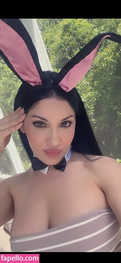 slanofflames star hot photos