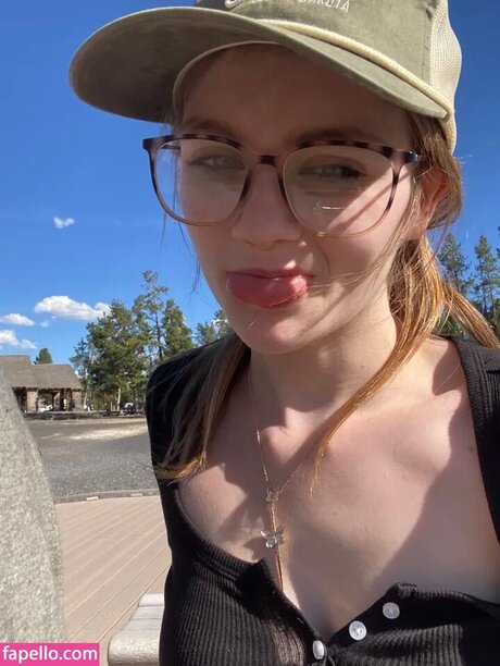 Gals O Gurk star high quality photos