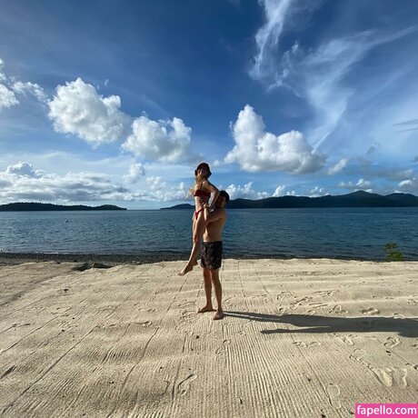 Billie Lourd model hd pic