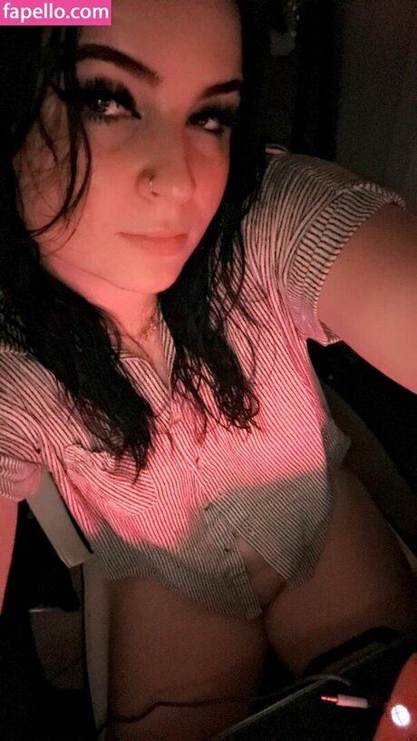 Trinty Wilson high quality model pic