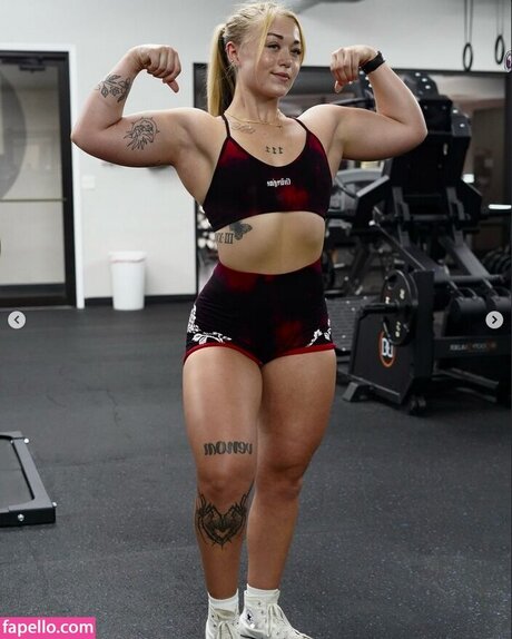 Alilangert beautiful actress pics