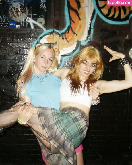 wormsheriff erotic actress img