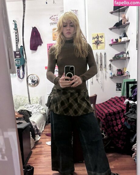 wormsheriff model sexy image