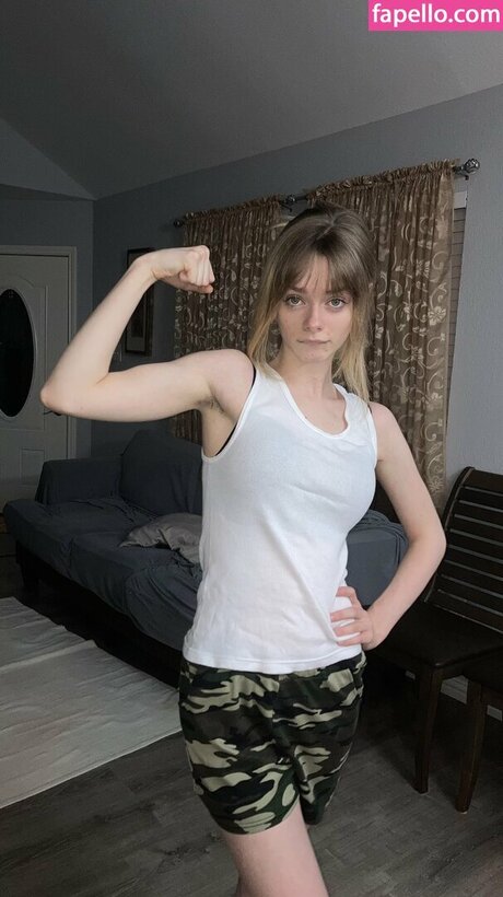 Carmaxlla pornographic star photos