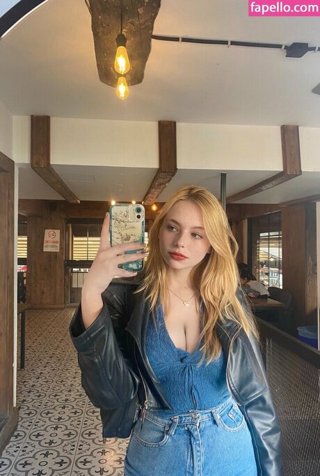 biranset sexy actress img