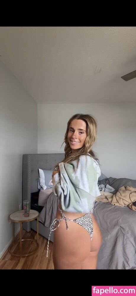 Livromanoo pornstar erotic image