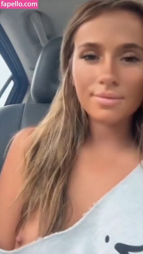 Livromanoo pornographic model picture