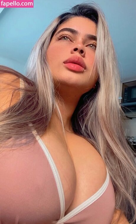 Daniela Villa hot star pictures