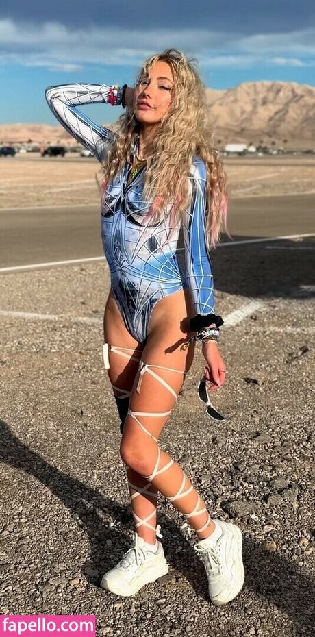 Caroline Ambrose best actress pics