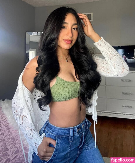 Mejia Gabriela art star img