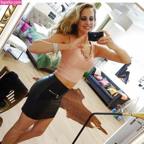 Caroline Noeding beautiful star pic