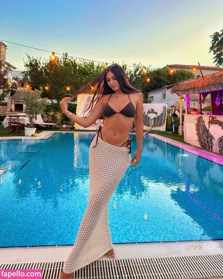 Kardeniz art model pictures