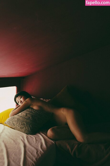 caroll 163cm star art photos