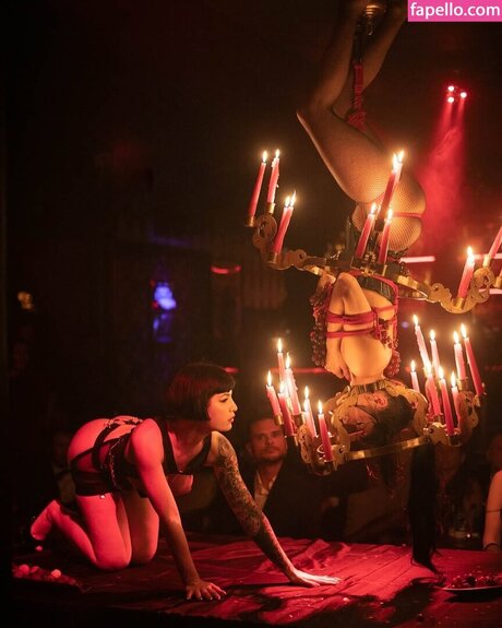 SweetSeverine star xxx photos