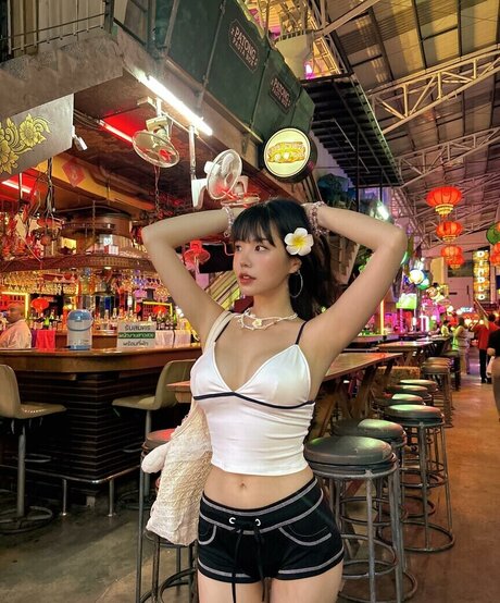 still need porn actress picture