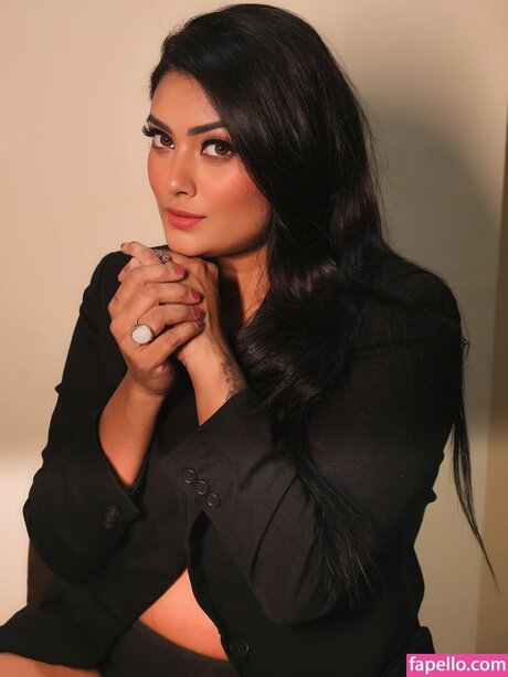 Twinkle Kapoor naked actress img