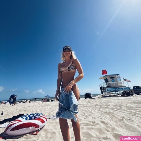 Emilee Axelsson high quality model gallery