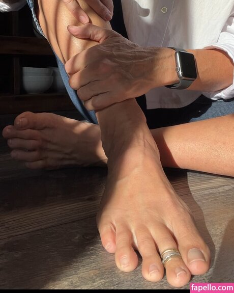 Mrs Stark star top img