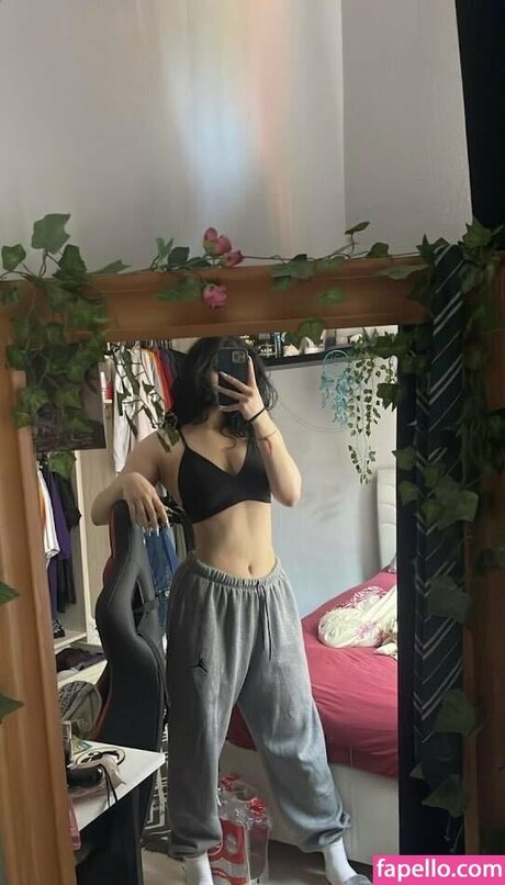 Su Balc_ adult actress galleries