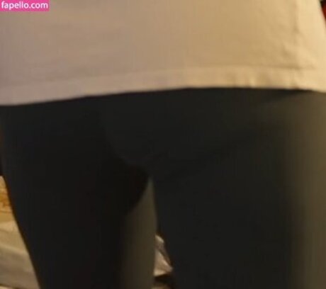 Su Balc_ model sex galleries