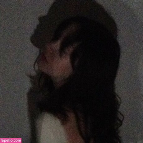 Ella Woolsey naked actress photos