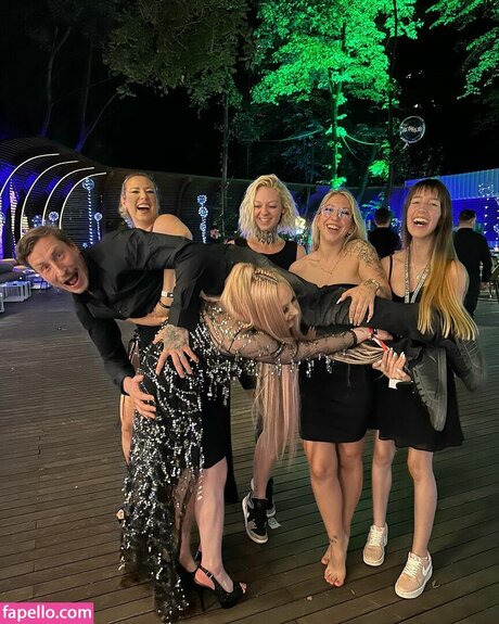 Kathy__Deep model nice picture