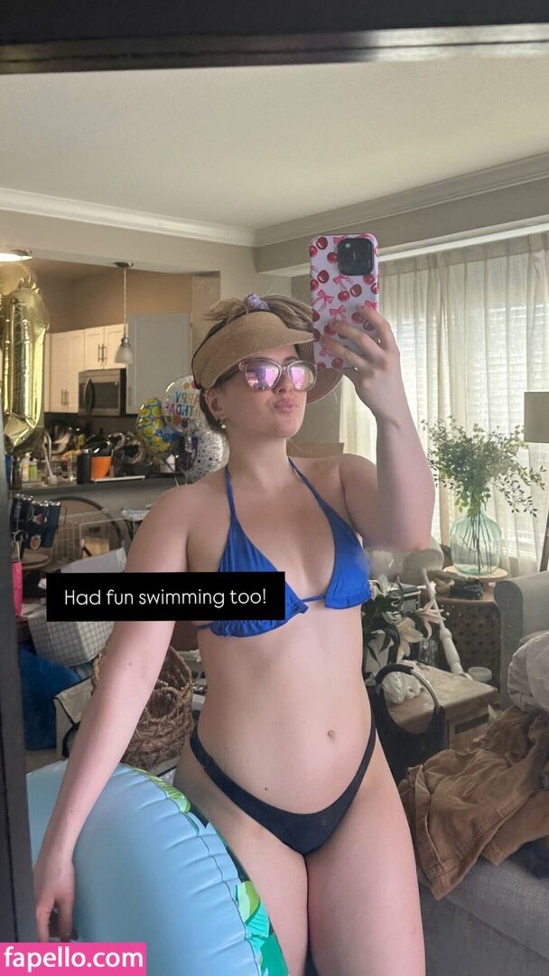 Krissee star adult picture