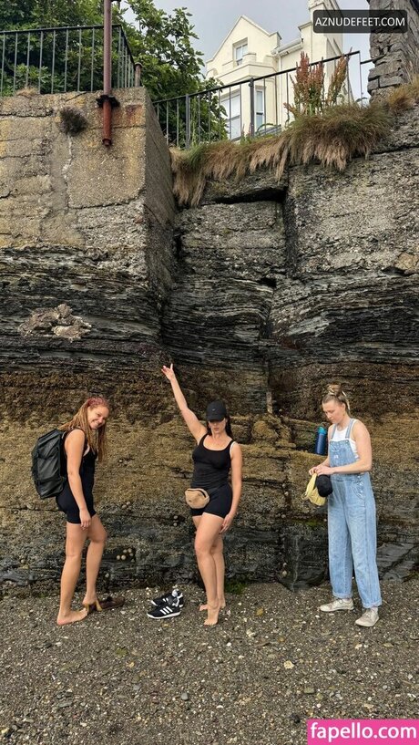 Ayoola Smart nude model archive