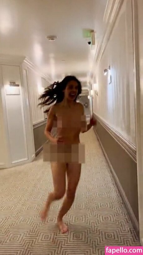 Ali Brie adult model galleries