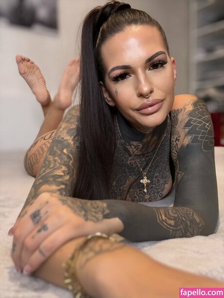 Aileeninkofficial porn star pictures