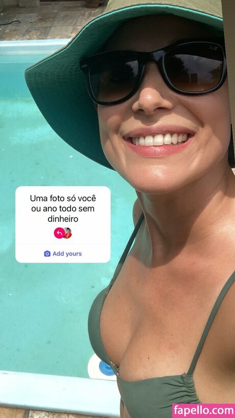 Manuela Do Monte star beautiful photo